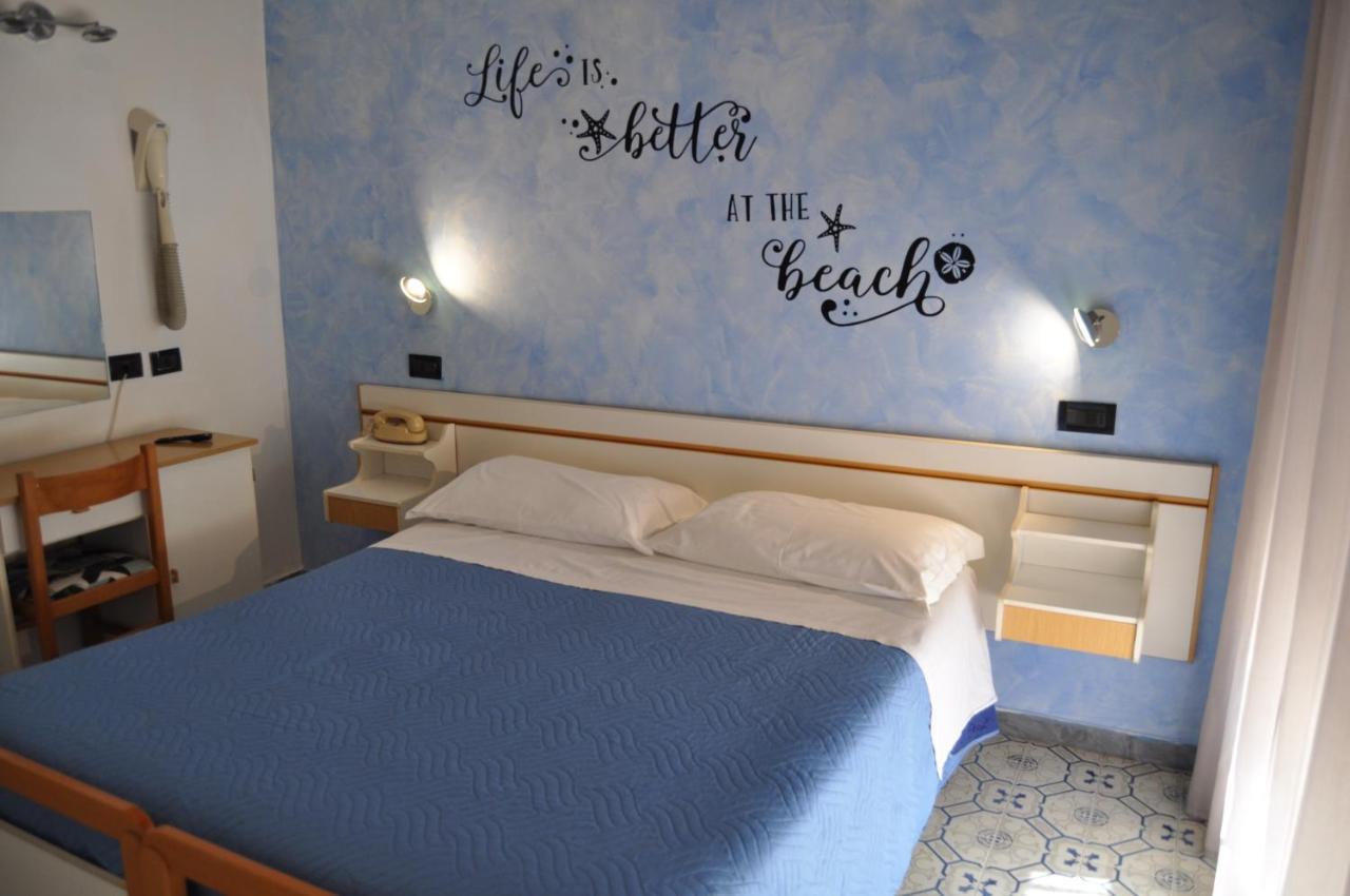 Hotel Rigobello Riccione Exterior photo