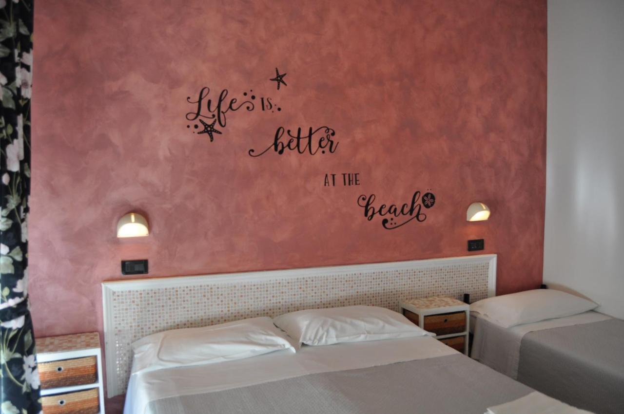 Hotel Rigobello Riccione Exterior photo